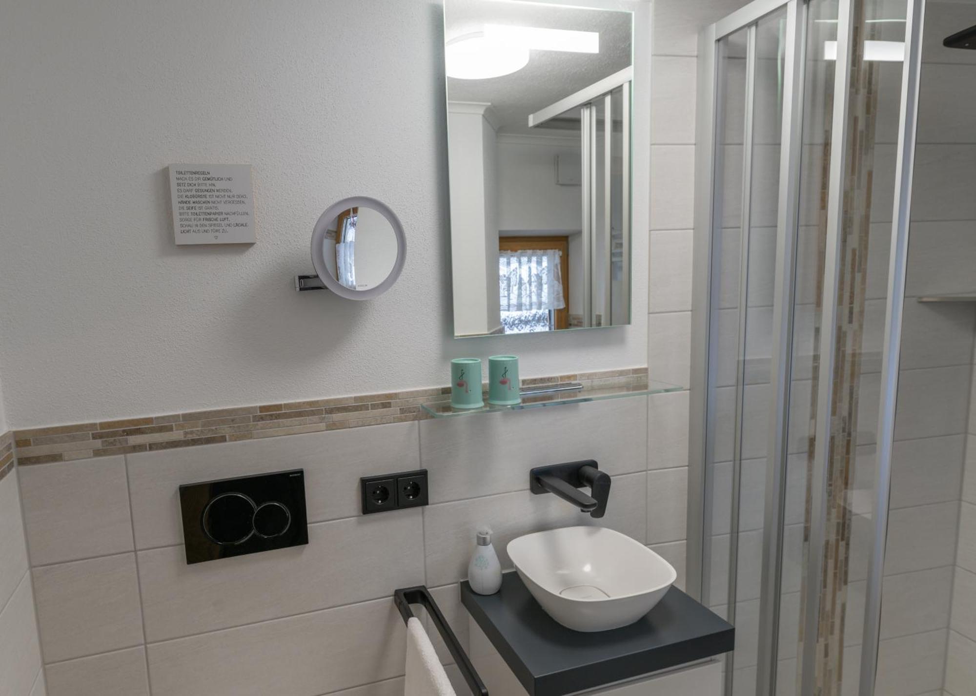 Haus Holzeck Apartment Schoenau am Koenigsee Bilik gambar
