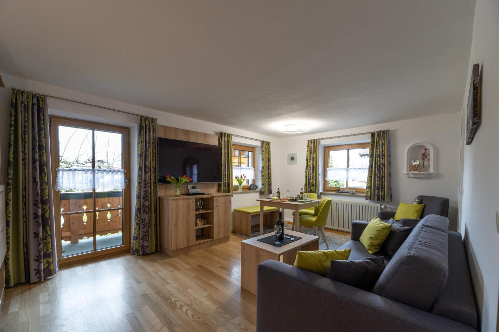 Haus Holzeck Apartment Schoenau am Koenigsee Bilik gambar