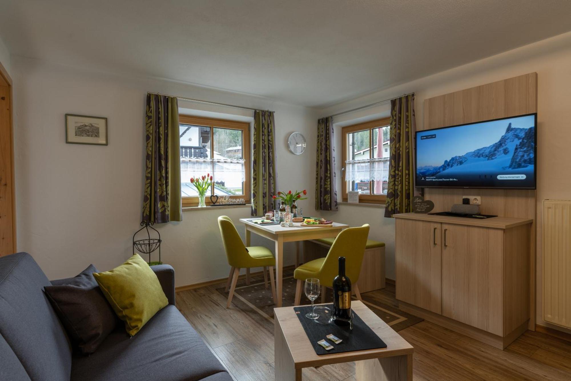 Haus Holzeck Apartment Schoenau am Koenigsee Bilik gambar